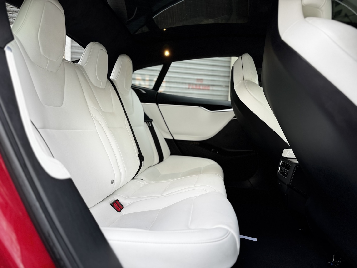 Used Tesla Model S 2017 for sale - 77591348: Photo 9