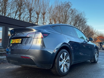 Used Tesla Model Y 2022 for sale - 77162718: Photo