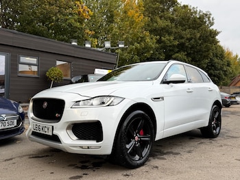 Used Jaguar F-Pace 2016 for sale - 76520984: Photo