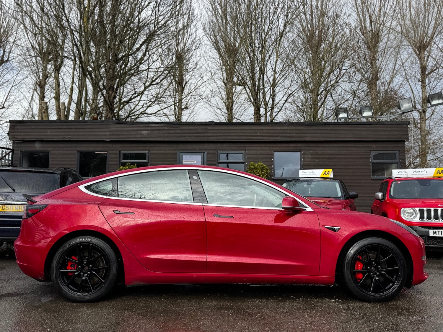 Used Tesla Model 3 2019 for sale - 77393608: Photo 2