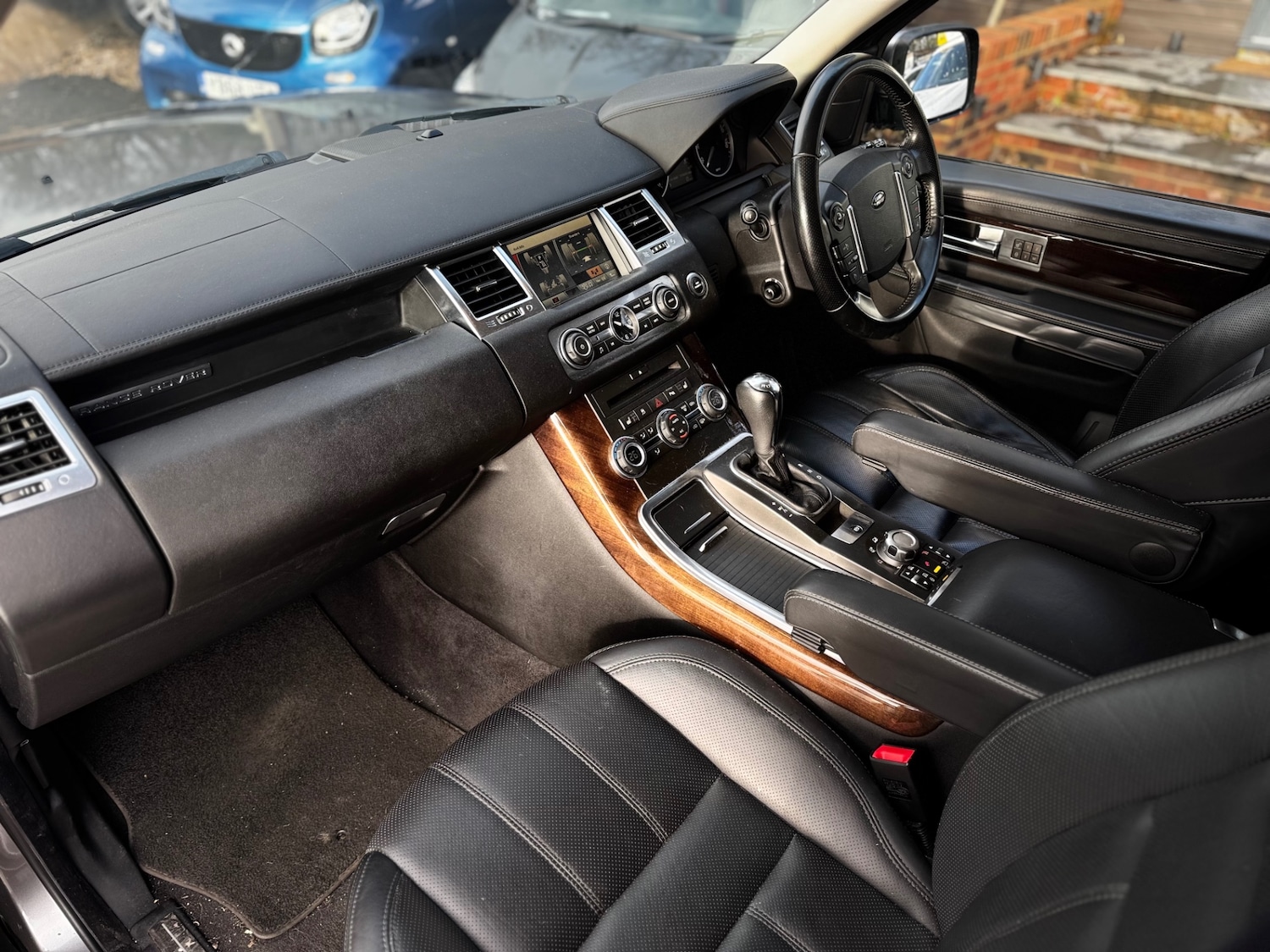 Used Land Rover Range Rover Sport 2010 for sale - 76847257: Photo 13