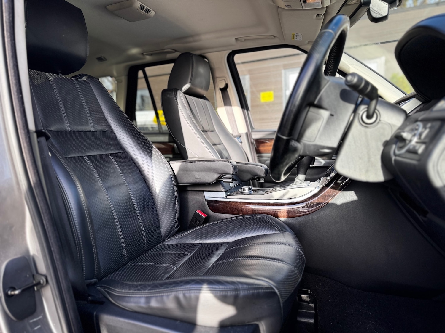 Used Land Rover Range Rover Sport 2010 for sale - 76847257: Photo 9