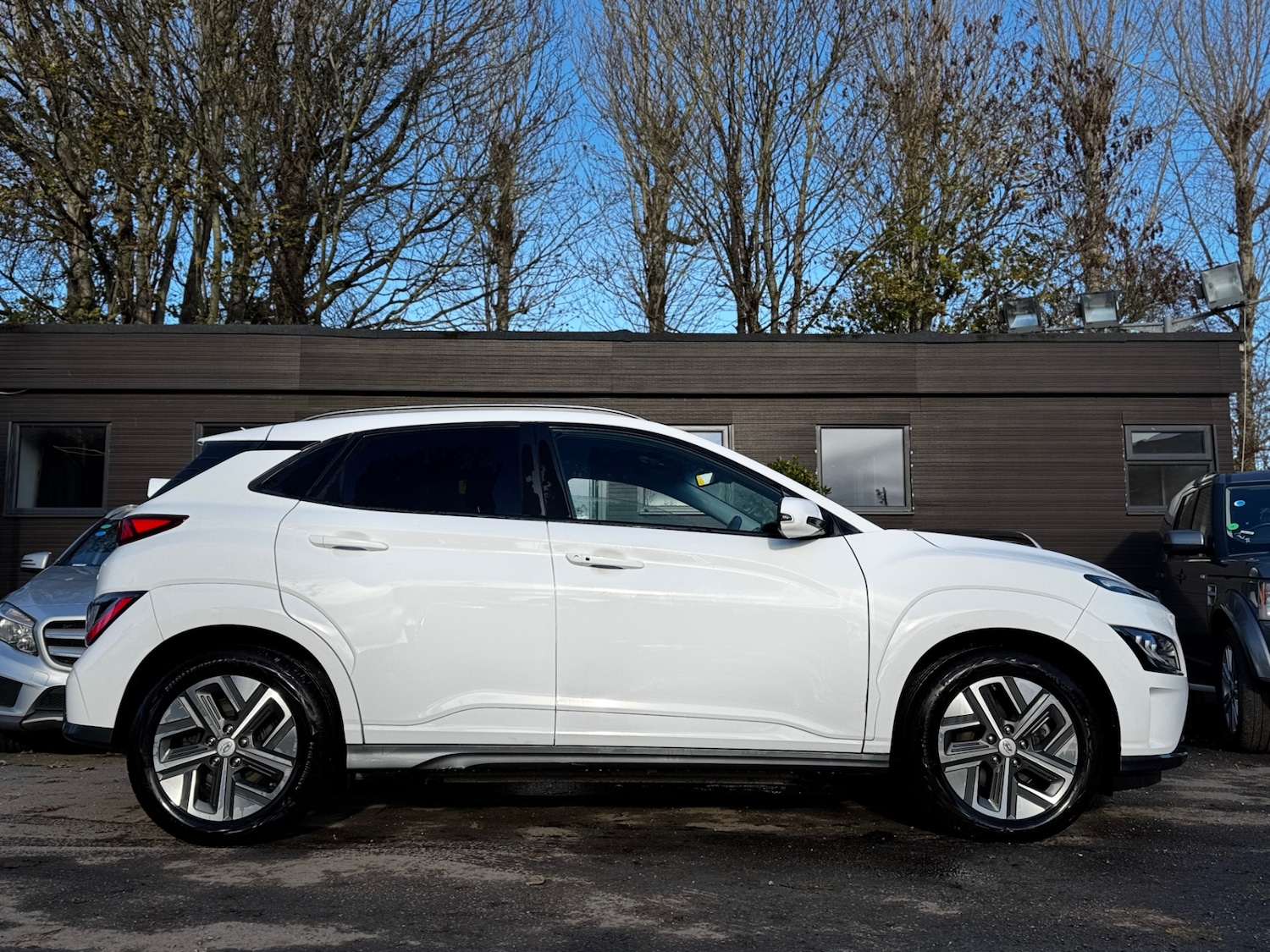 Used Hyundai KONA 2021 for sale - 76643826: Photo 2