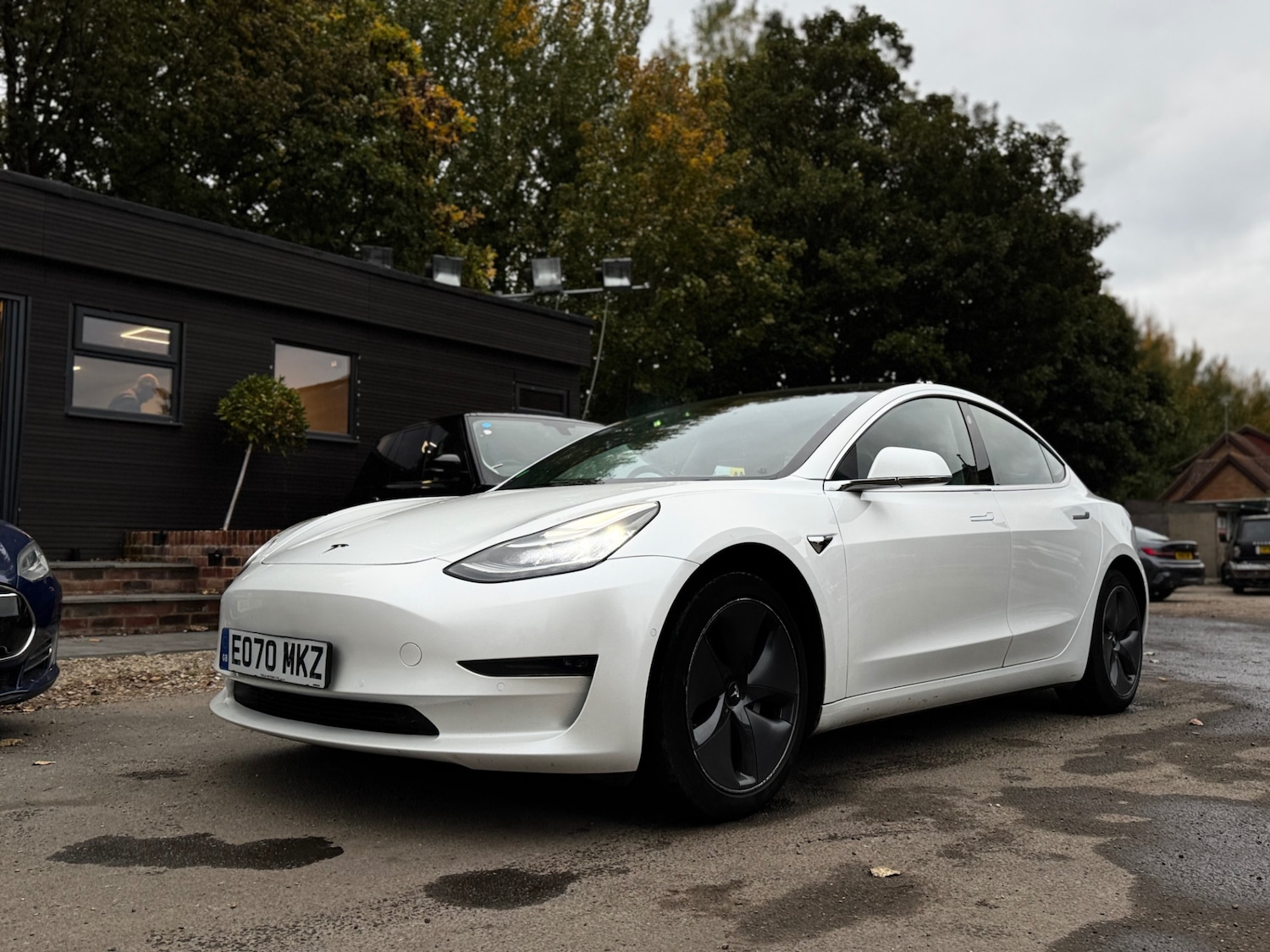 Used Tesla Model 3 2020 for sale - 76520972: Photo 2