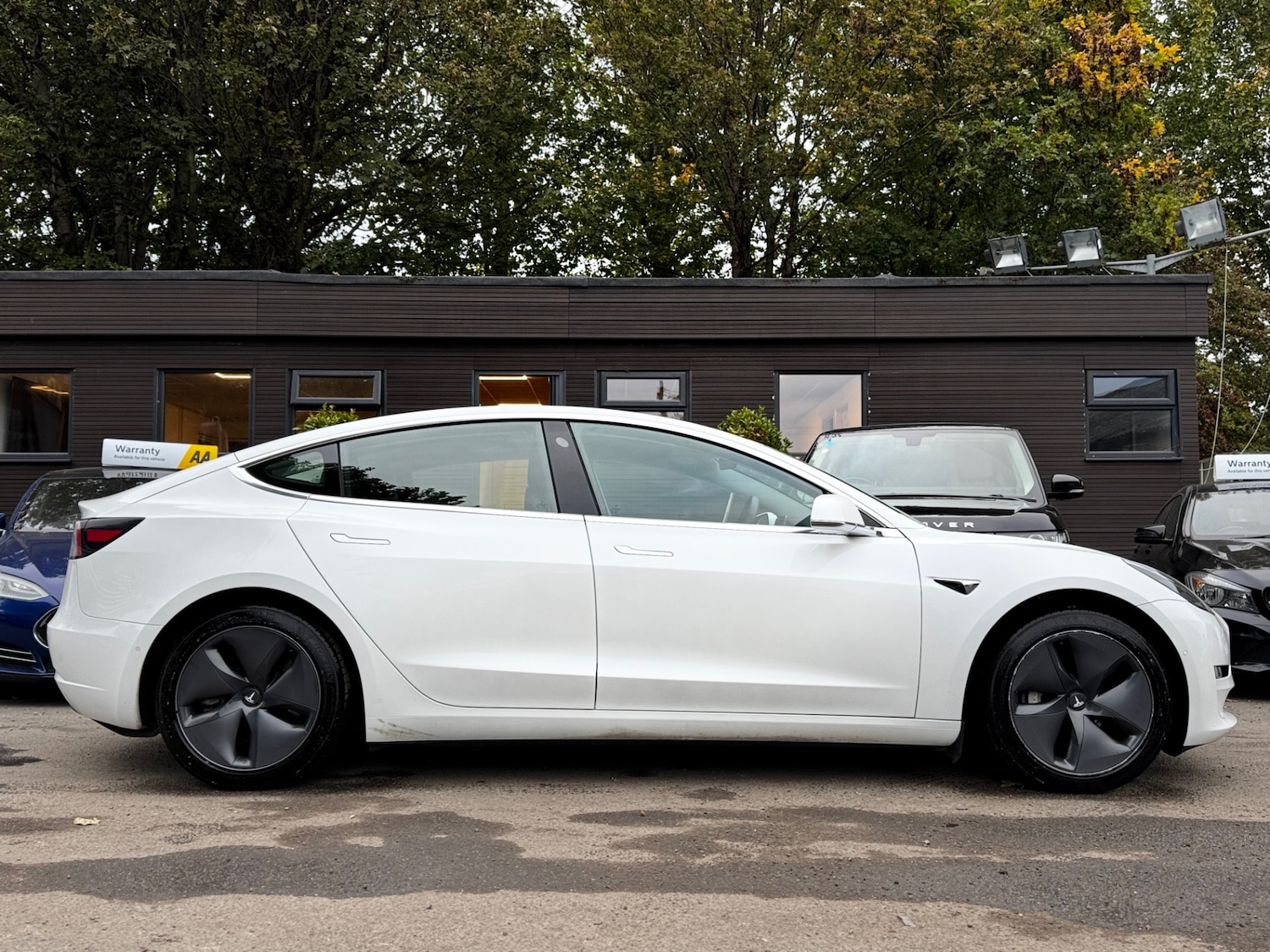 Used Tesla Model 3 2020 for sale - 76520972: Photo 4