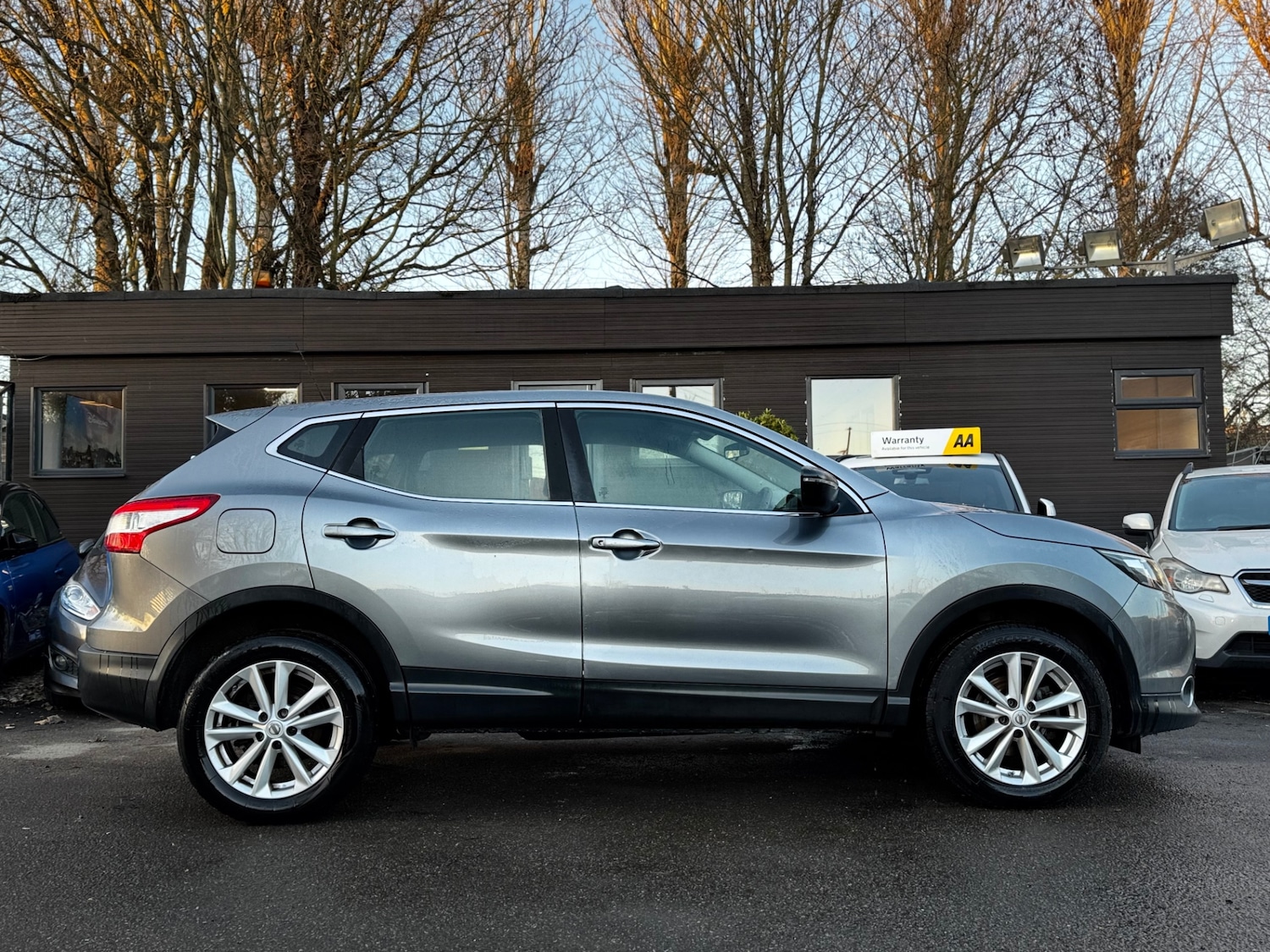 Used Nissan Qashqai 2016 for sale - 77090751: Photo 2