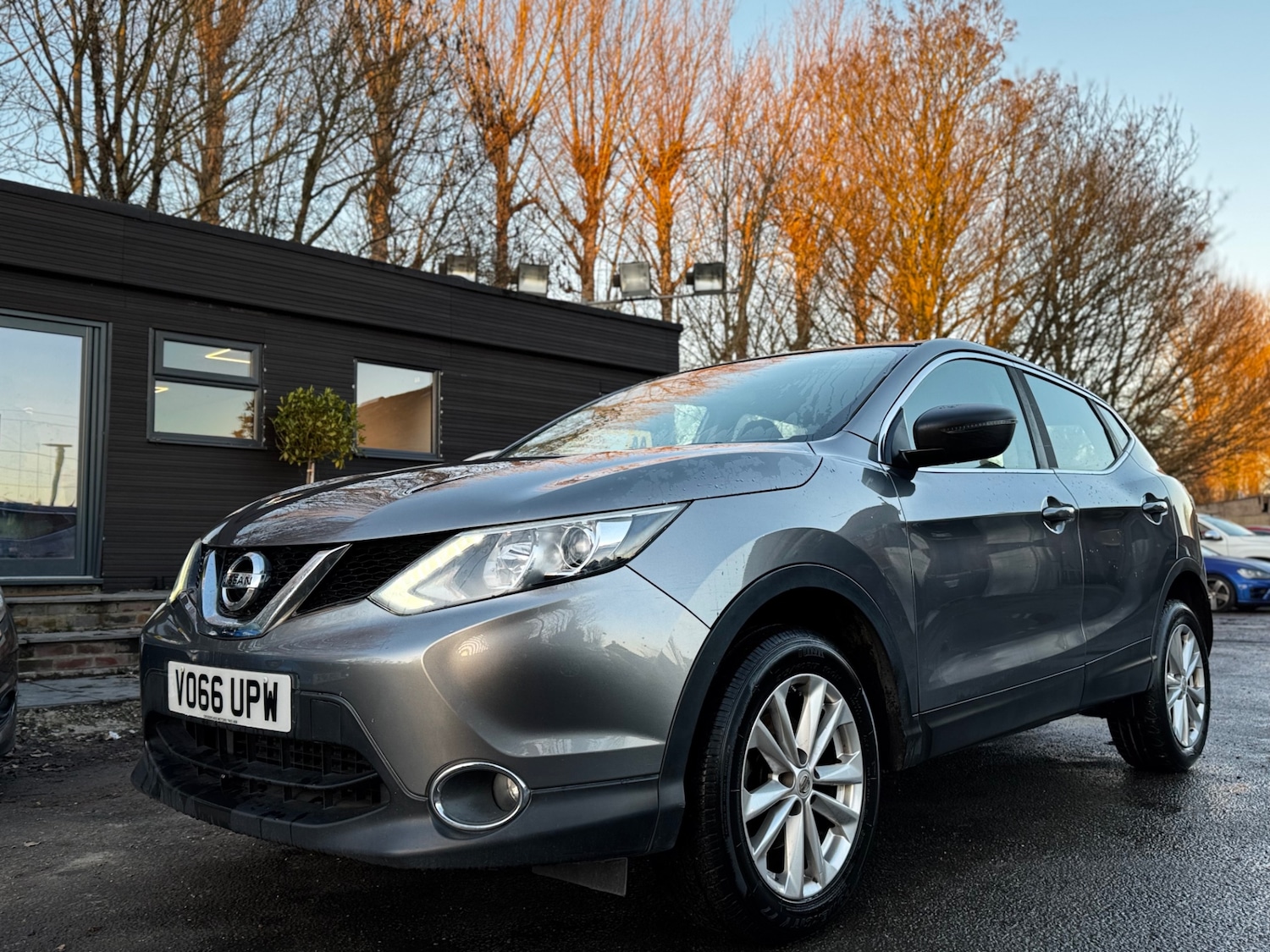 Used Nissan Qashqai 2016 for sale - 77090751: Photo 3