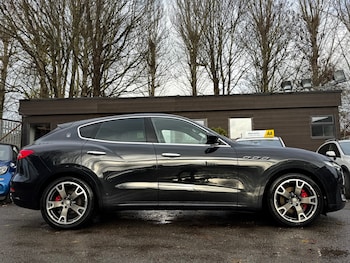 Used Maserati Levante 2016 for sale - 76847020: Photo