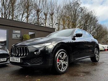 Used Maserati Levante 2016 for sale - 76847020: Photo