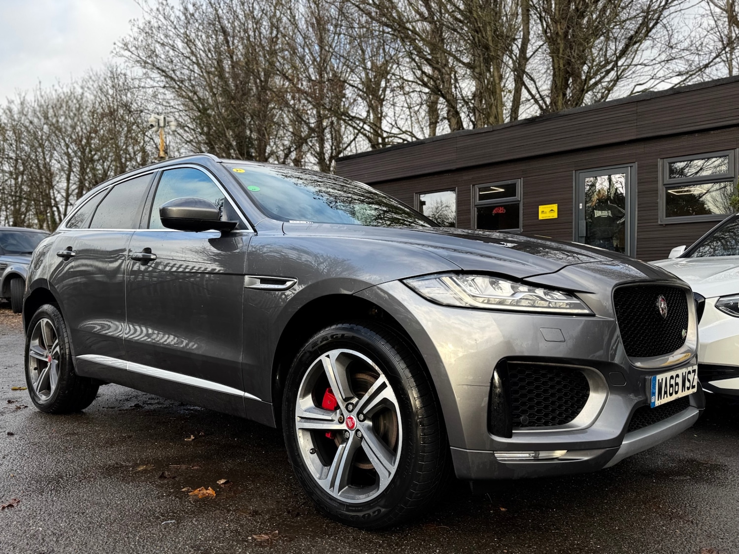 Used Jaguar F-Pace 2016 for sale - 76859922: Photo 1