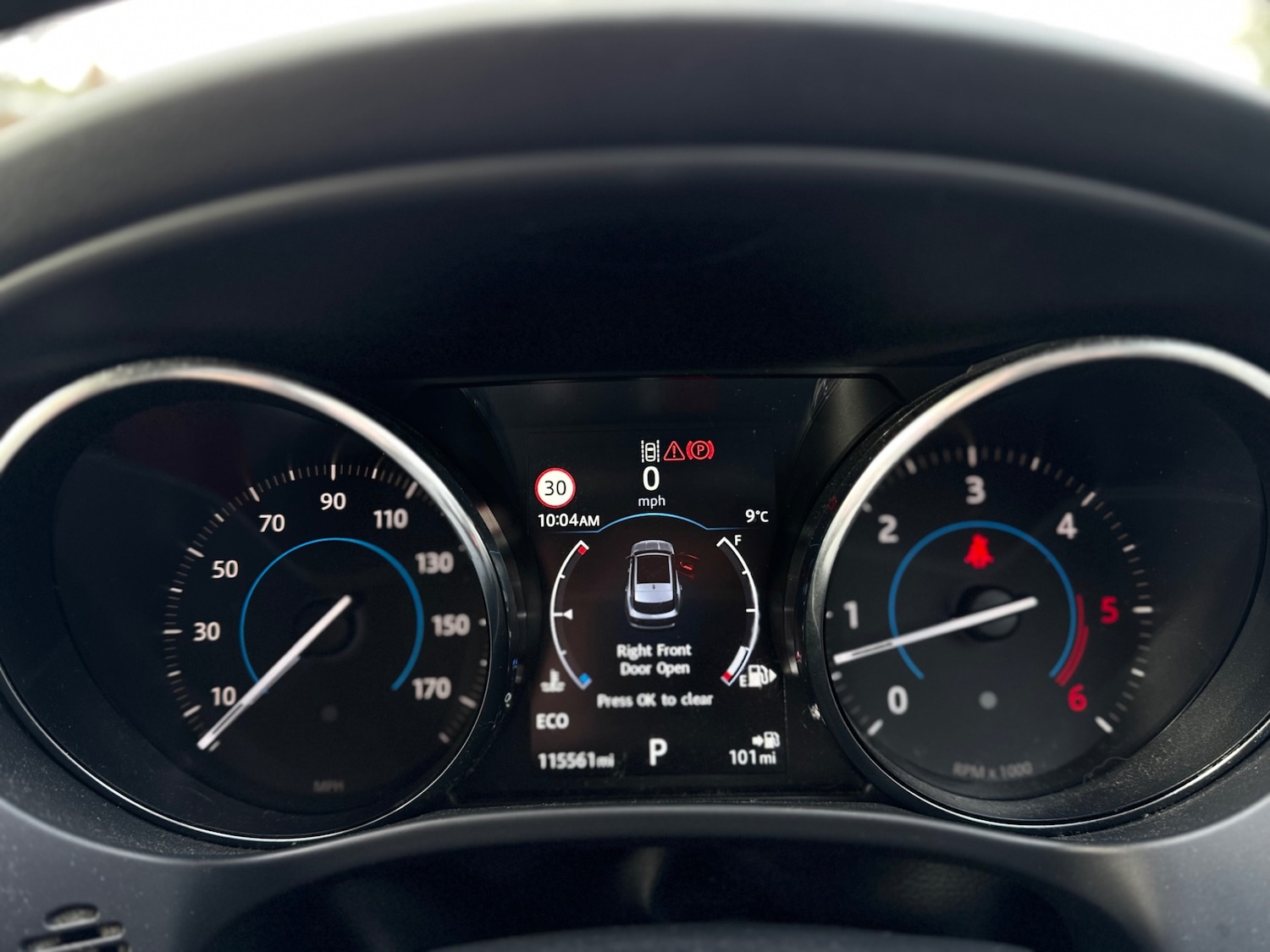 Used Jaguar F-Pace 2016 for sale - 76859922: Photo 15