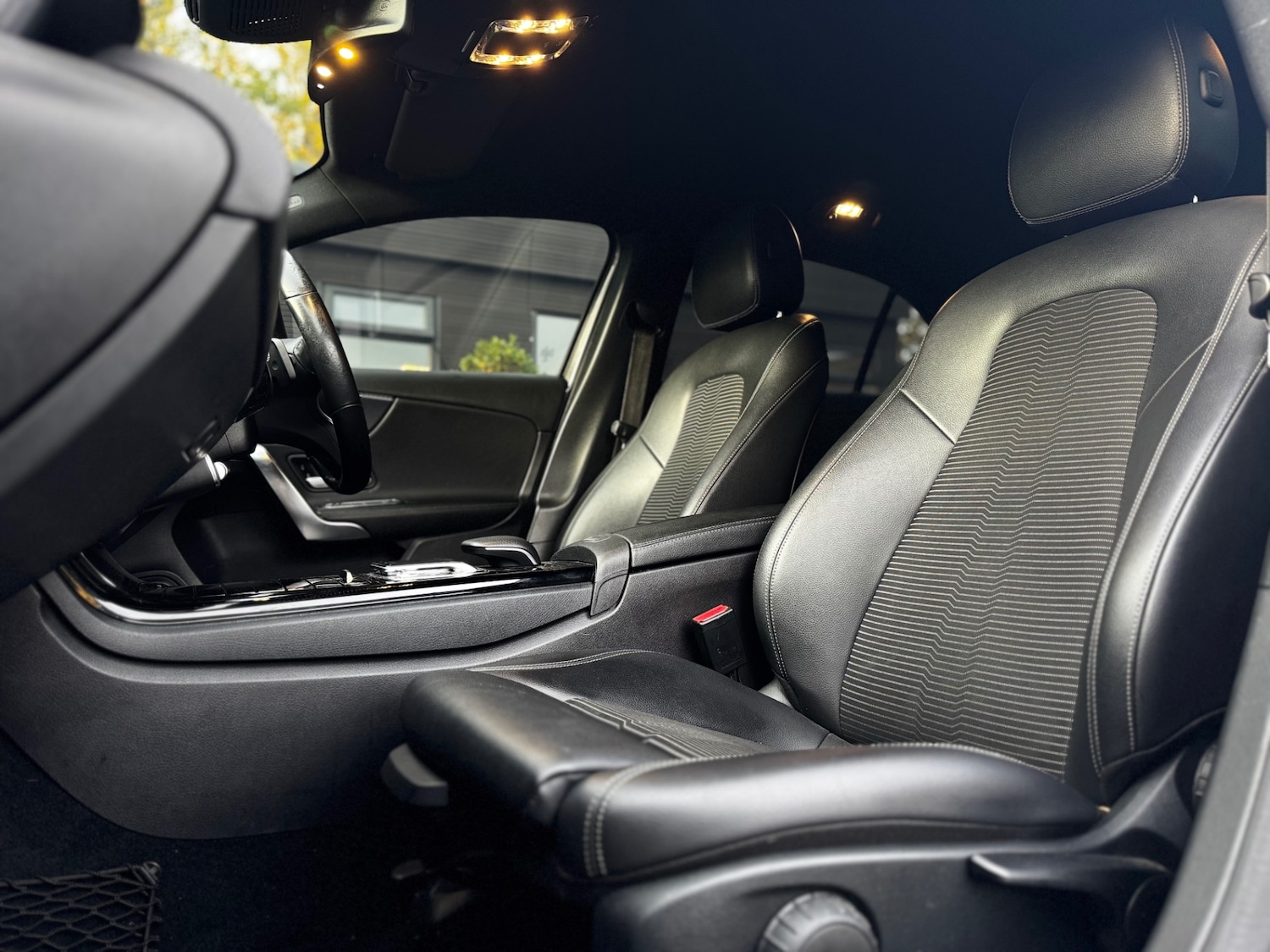 Used Mercedes-Benz A-Class 2018 for sale - 76506114: Photo 11