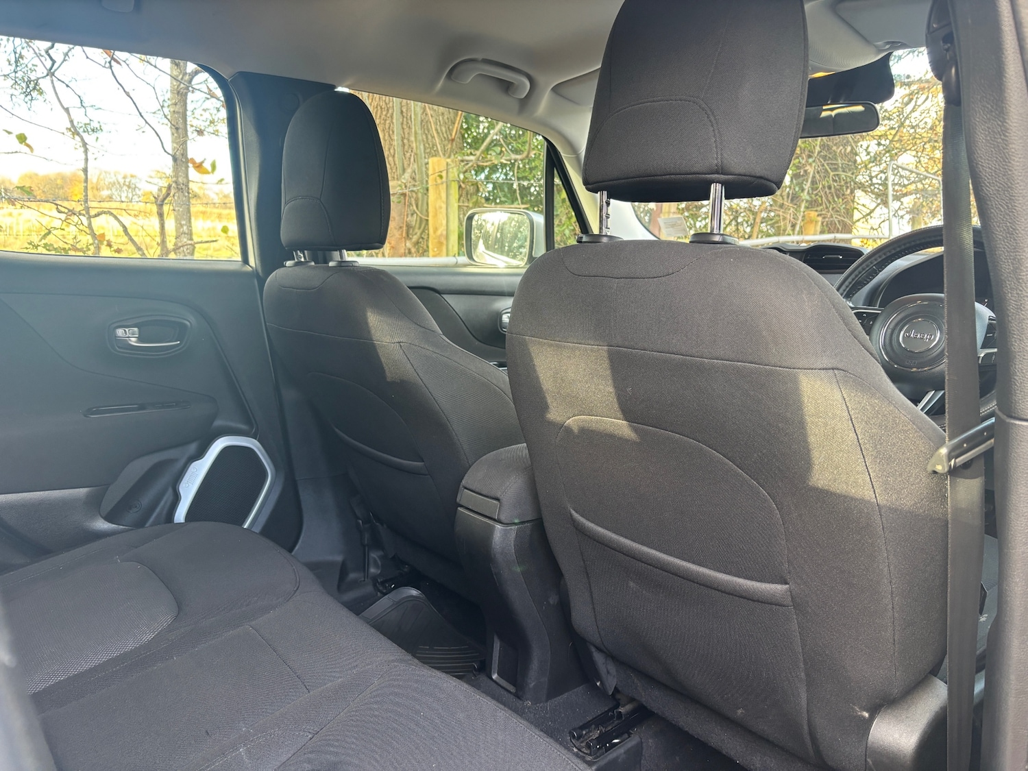 Used Jeep Renegade 2016 for sale - 76693509: Photo 15