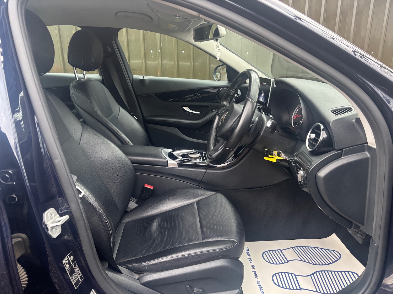 Used Mercedes-Benz C Class 2015 for sale - 77127687: Photo 10