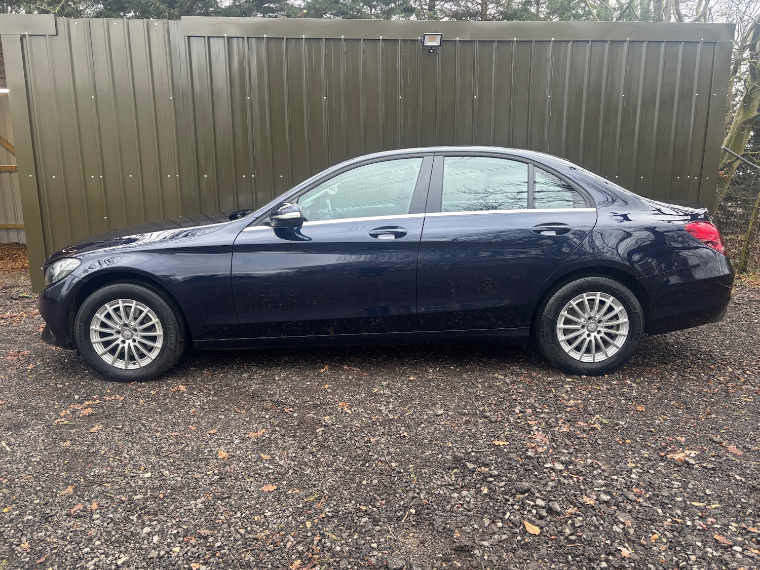 Used Mercedes-Benz C Class 2015 for sale - 77127687: Photo 4