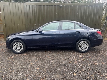 Used Mercedes-Benz C Class 2015 for sale - 77127687: Photo