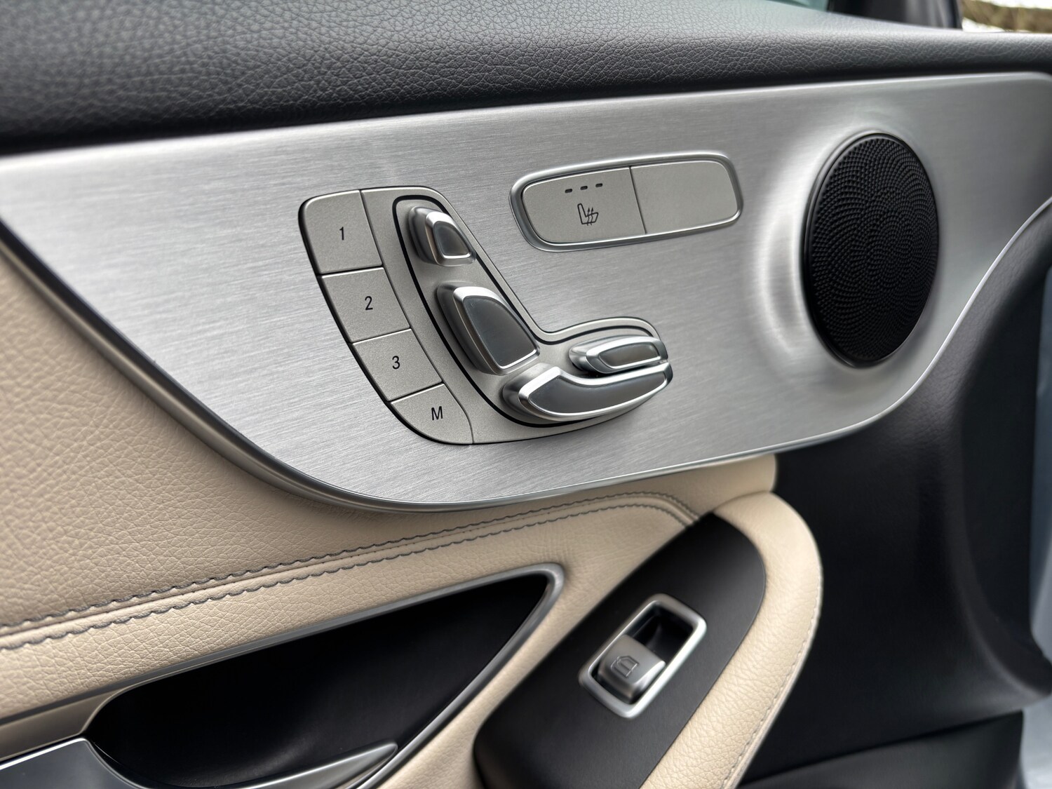 Used Mercedes-Benz C Class 2018 for sale - 77902934: Photo 18