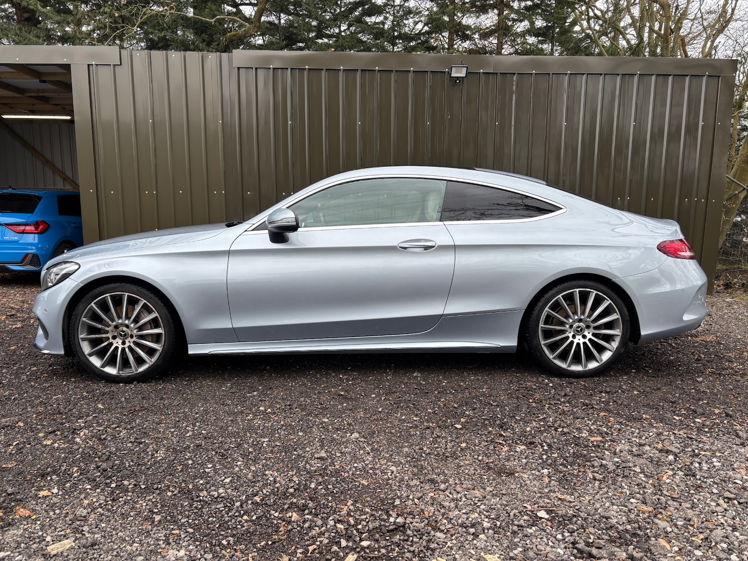 Used Mercedes-Benz C Class 2018 for sale - 77902934: Photo 4