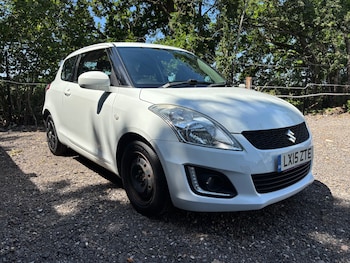 Used Suzuki Swift 2015 for sale - 78733752: Photo