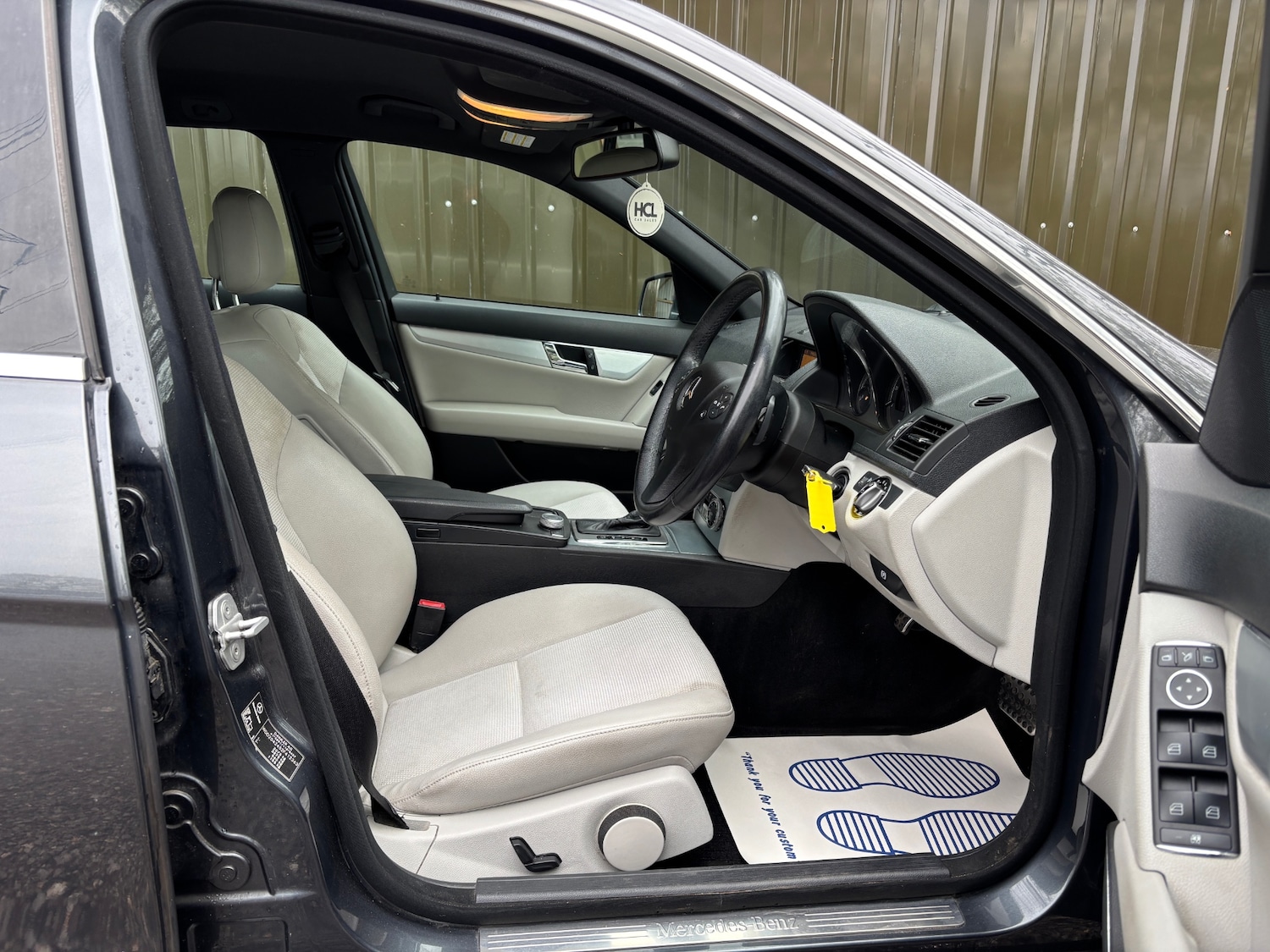 Used Mercedes-Benz C Class 2009 for sale - 78190380: Photo 10