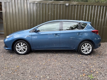 Used Toyota Auris 2018 for sale - 79446452: Photo