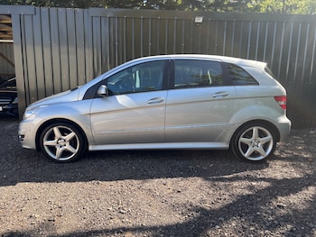 Used Mercedes-Benz B Class 2011 for sale - 78408845: Photo