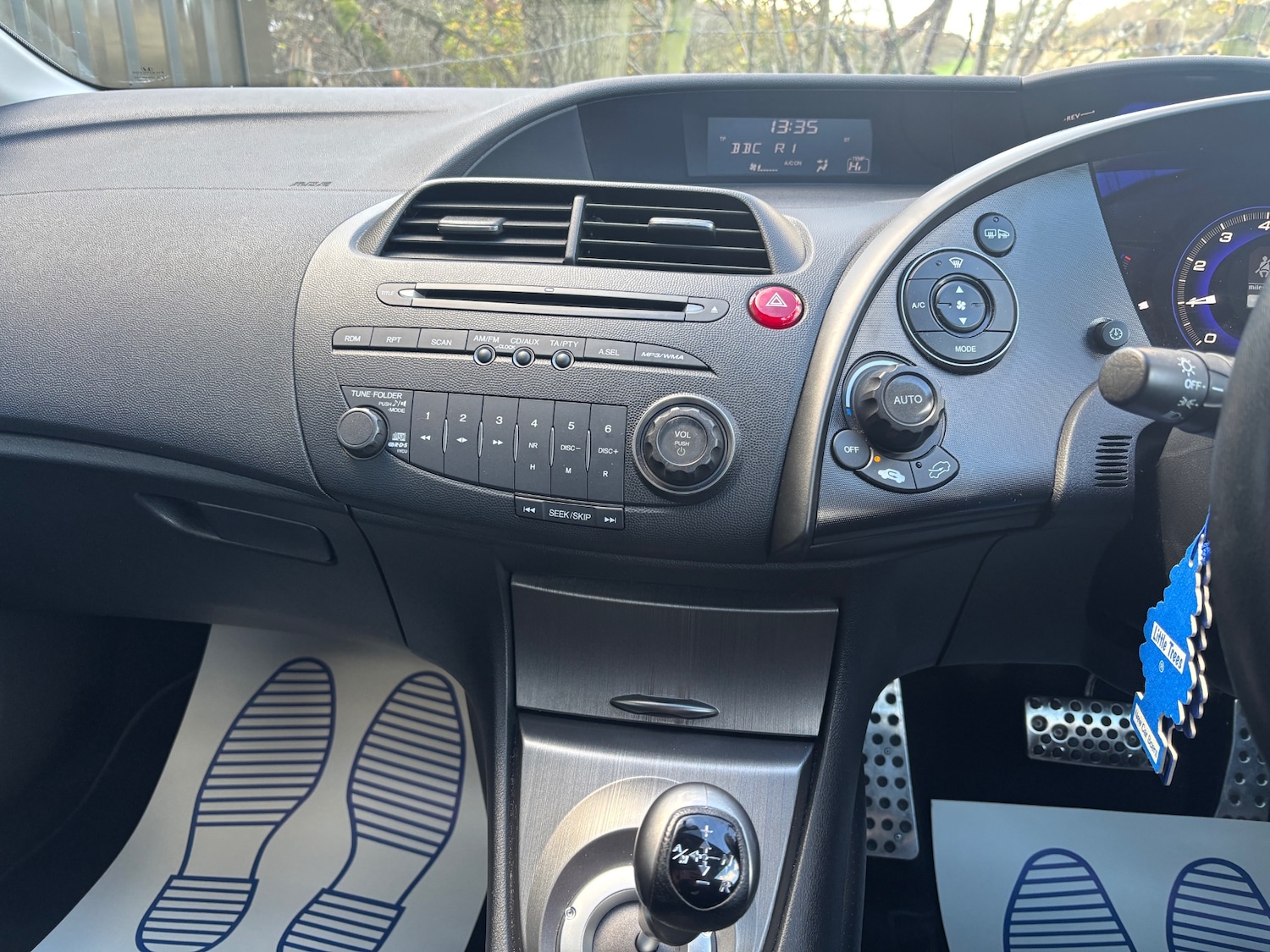 Used Honda Civic 2012 for sale - 76684047: Photo 17