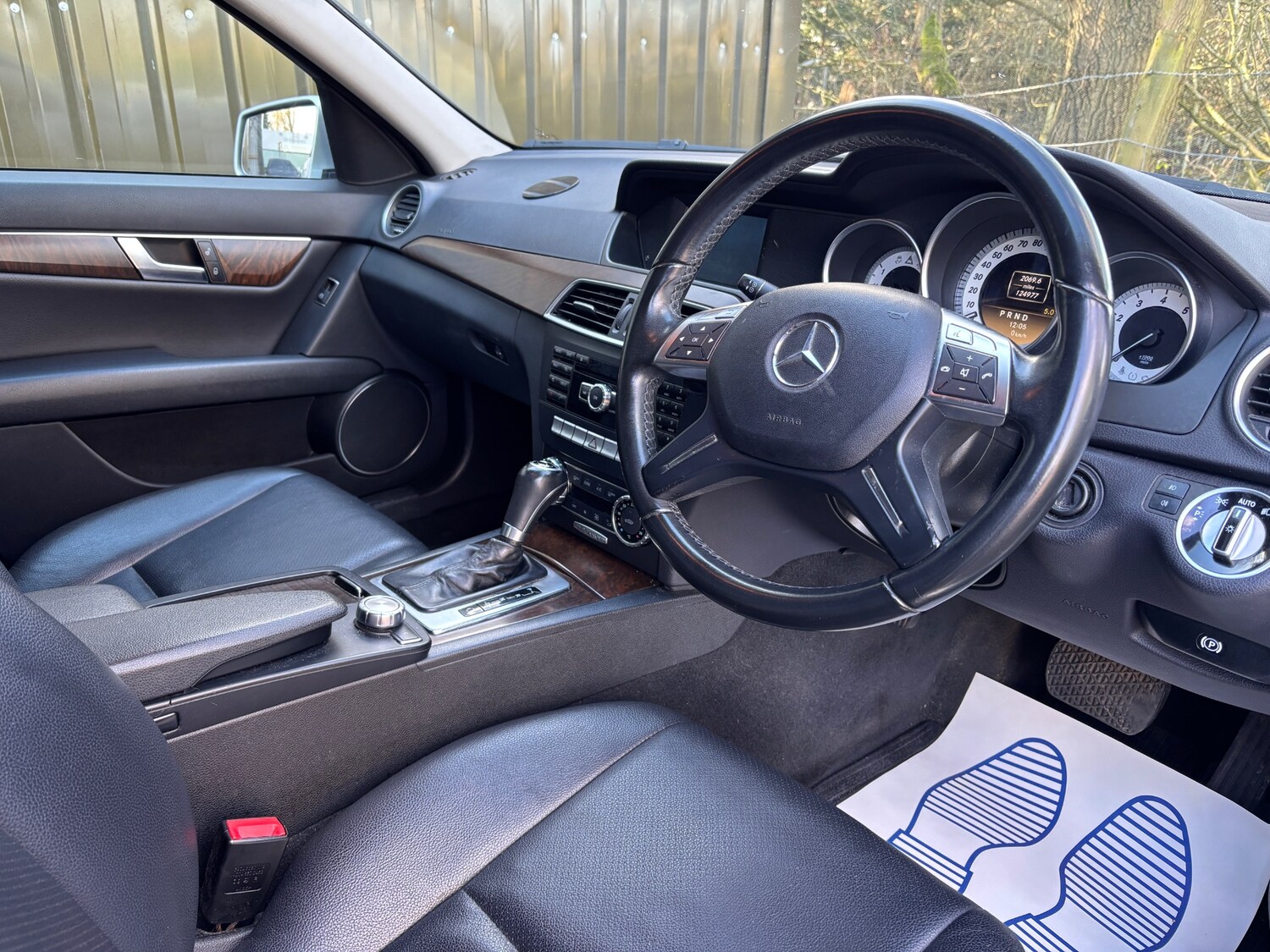 Used Mercedes-Benz C Class 2012 for sale - 77556052: Photo 12