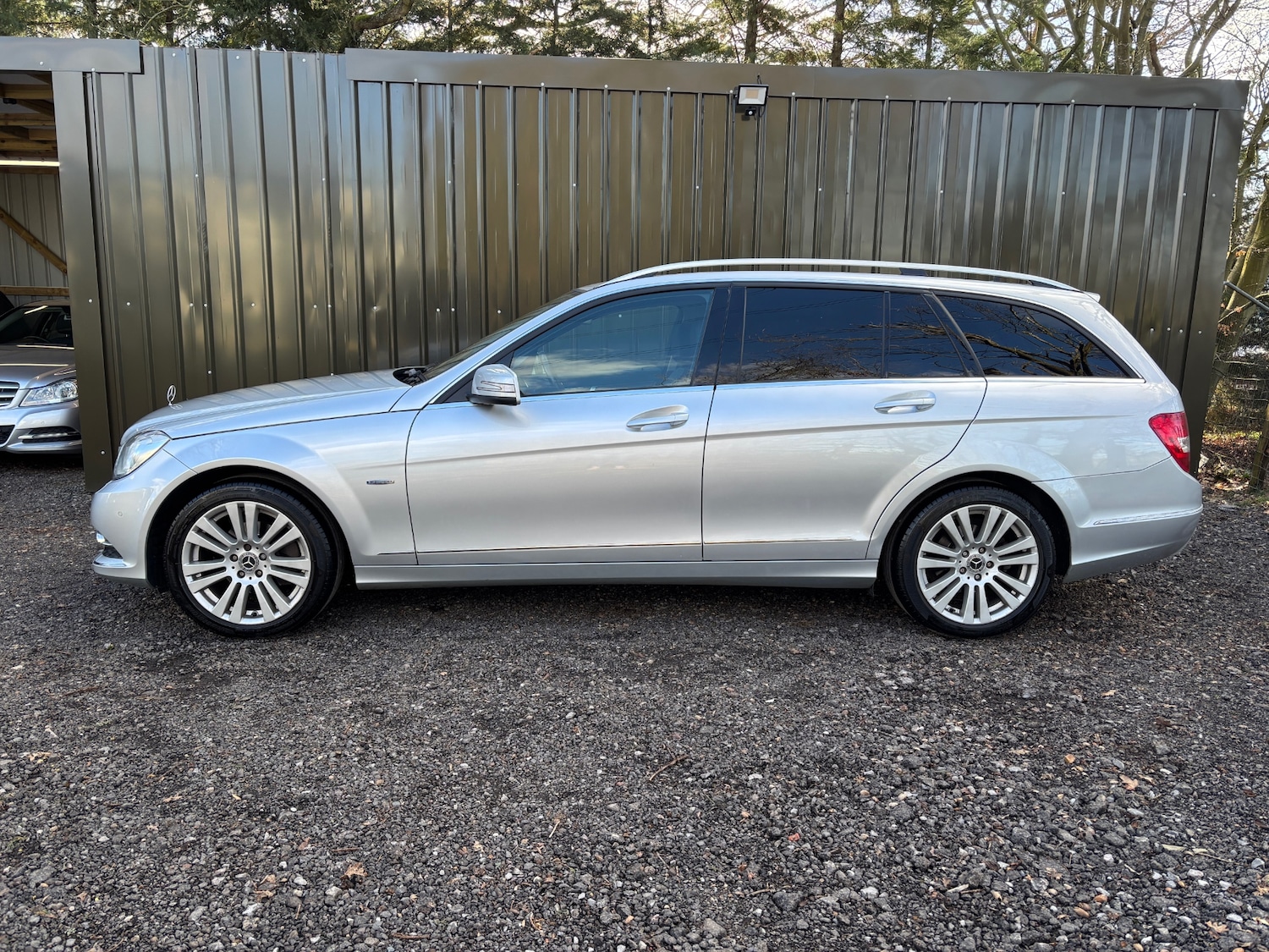 Used Mercedes-Benz C Class 2012 for sale - 77556052: Photo 4