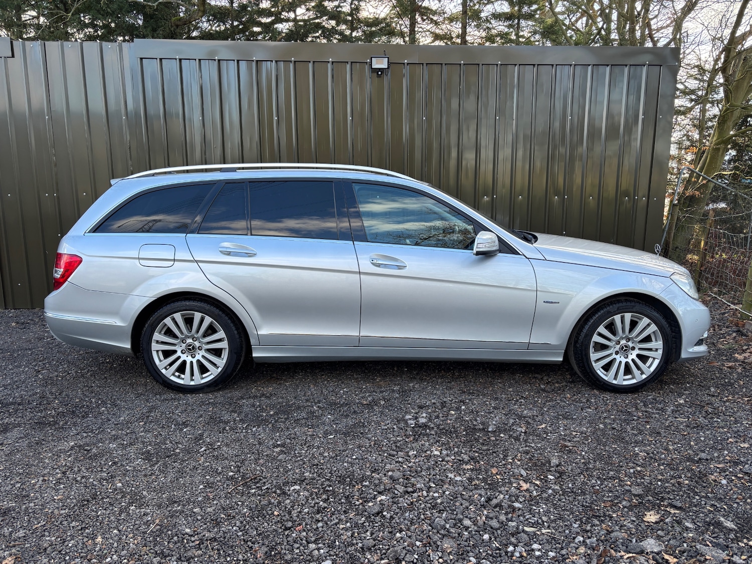 Used Mercedes-Benz C Class 2012 for sale - 77556052: Photo 8