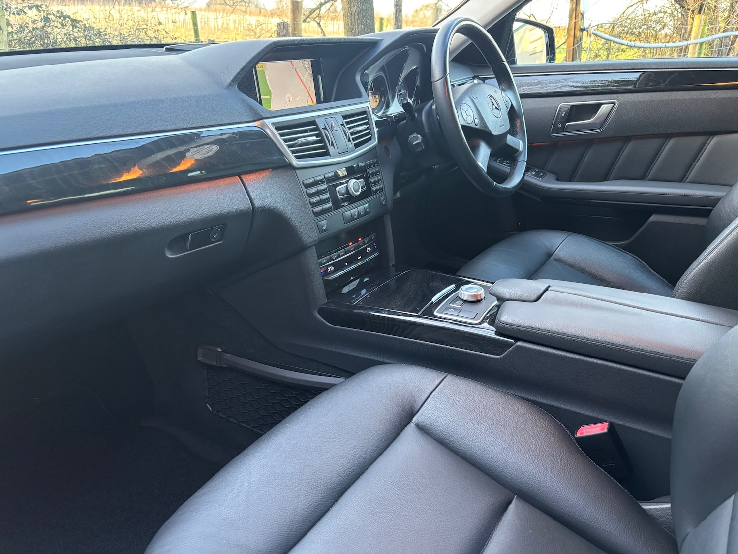 Used Mercedes-Benz E Class 2012 for sale - 77206941: Photo 13