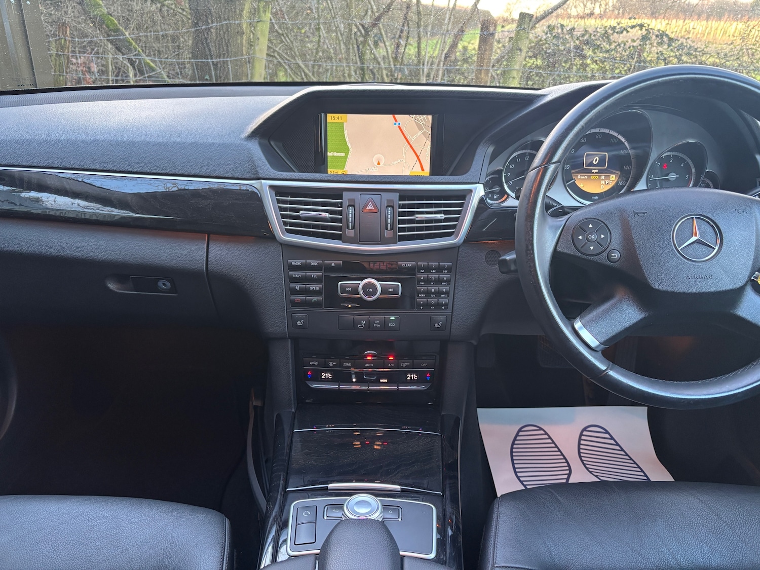 Used Mercedes-Benz E Class 2012 for sale - 77206941: Photo 25