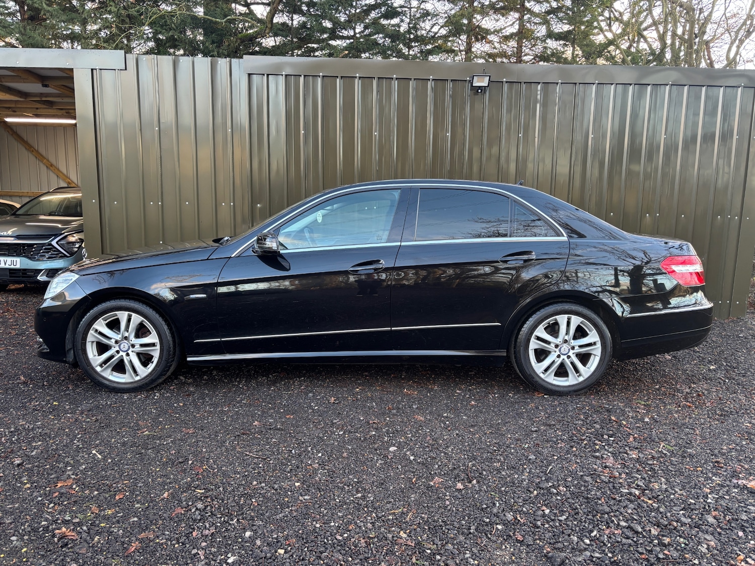 Used Mercedes-Benz E Class 2012 for sale - 77206941: Photo 4