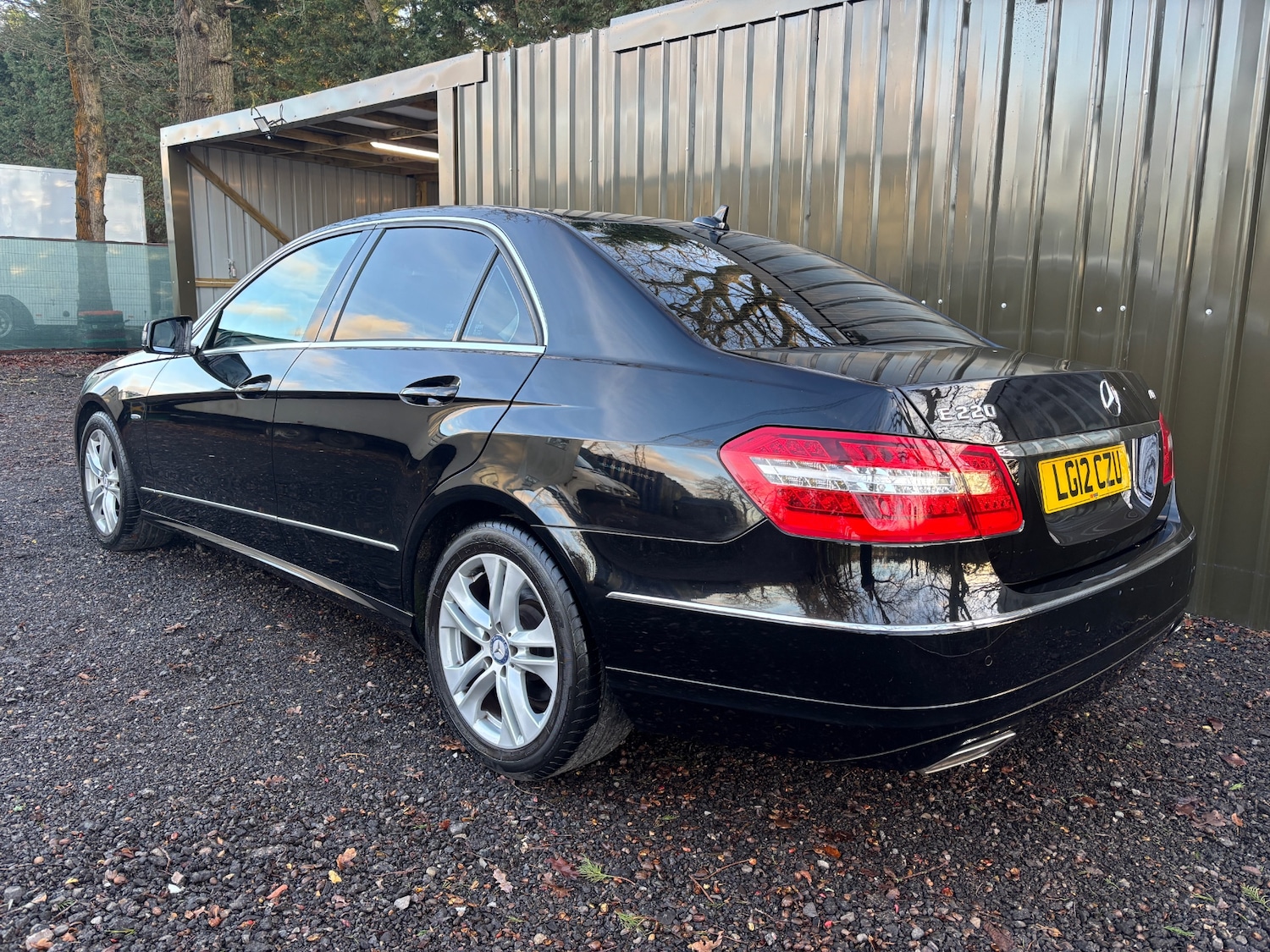 Used Mercedes-Benz E Class 2012 for sale - 77206941: Photo 5