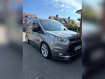 Used Ford Transit Connect 2017 for sale - 77310746: Photo