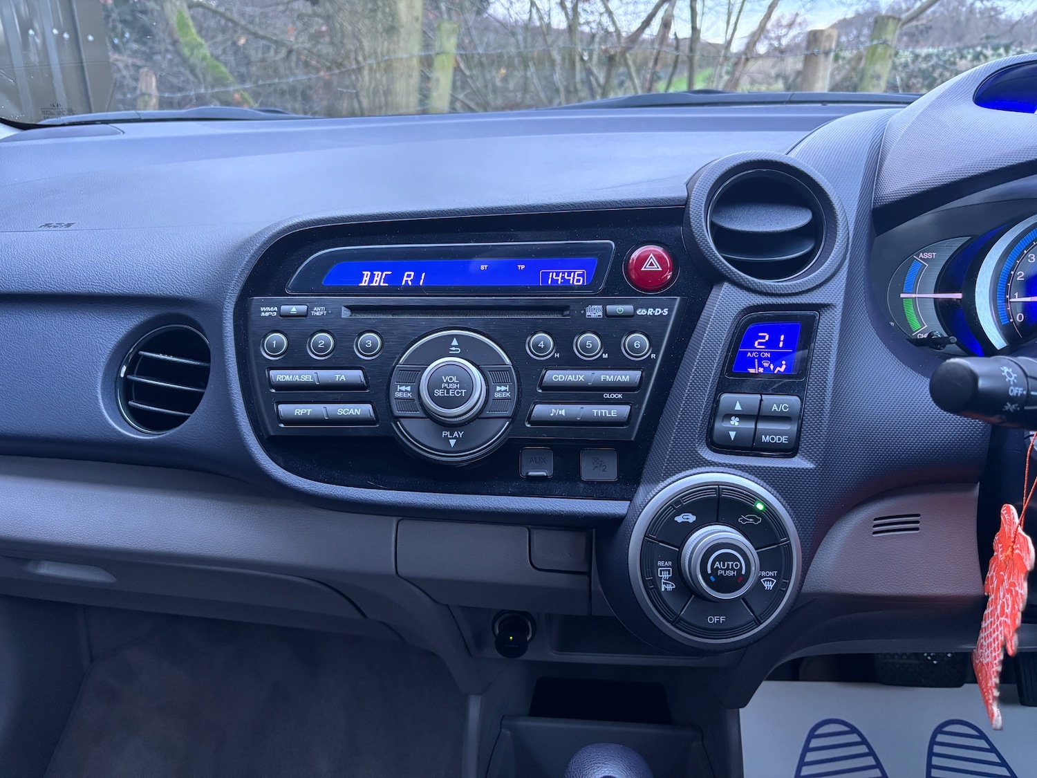 Used Honda Insight 2010 for sale - 76881618: Photo 18