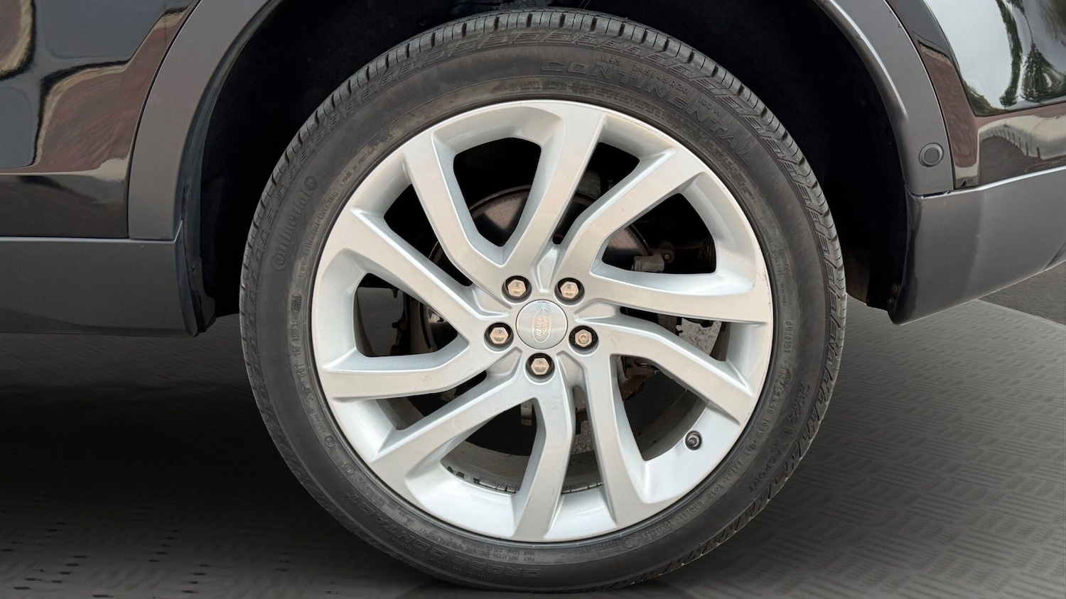 Used Land Rover Discovery Sport 2019 for sale - 76737990: Photo 32