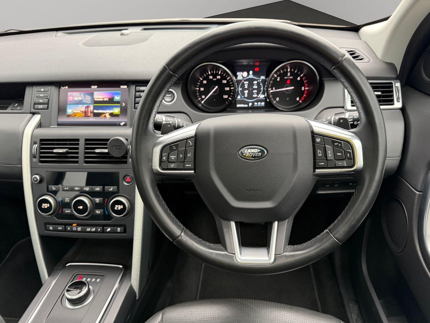 Used Land Rover Discovery Sport 2019 for sale - 76737990: Photo 36