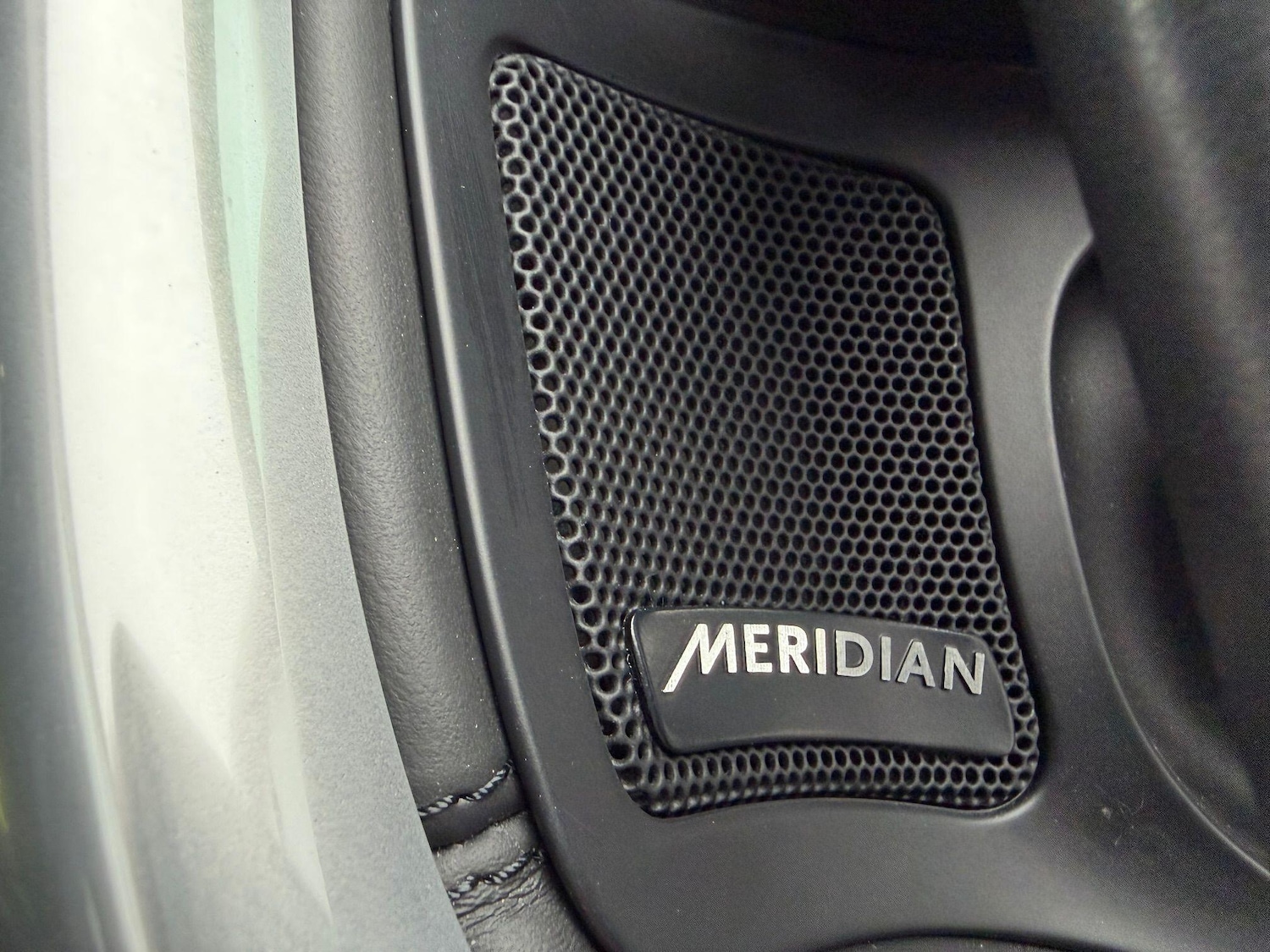 Used Land Rover Discovery Sport 2019 for sale - 76737990: Photo 38