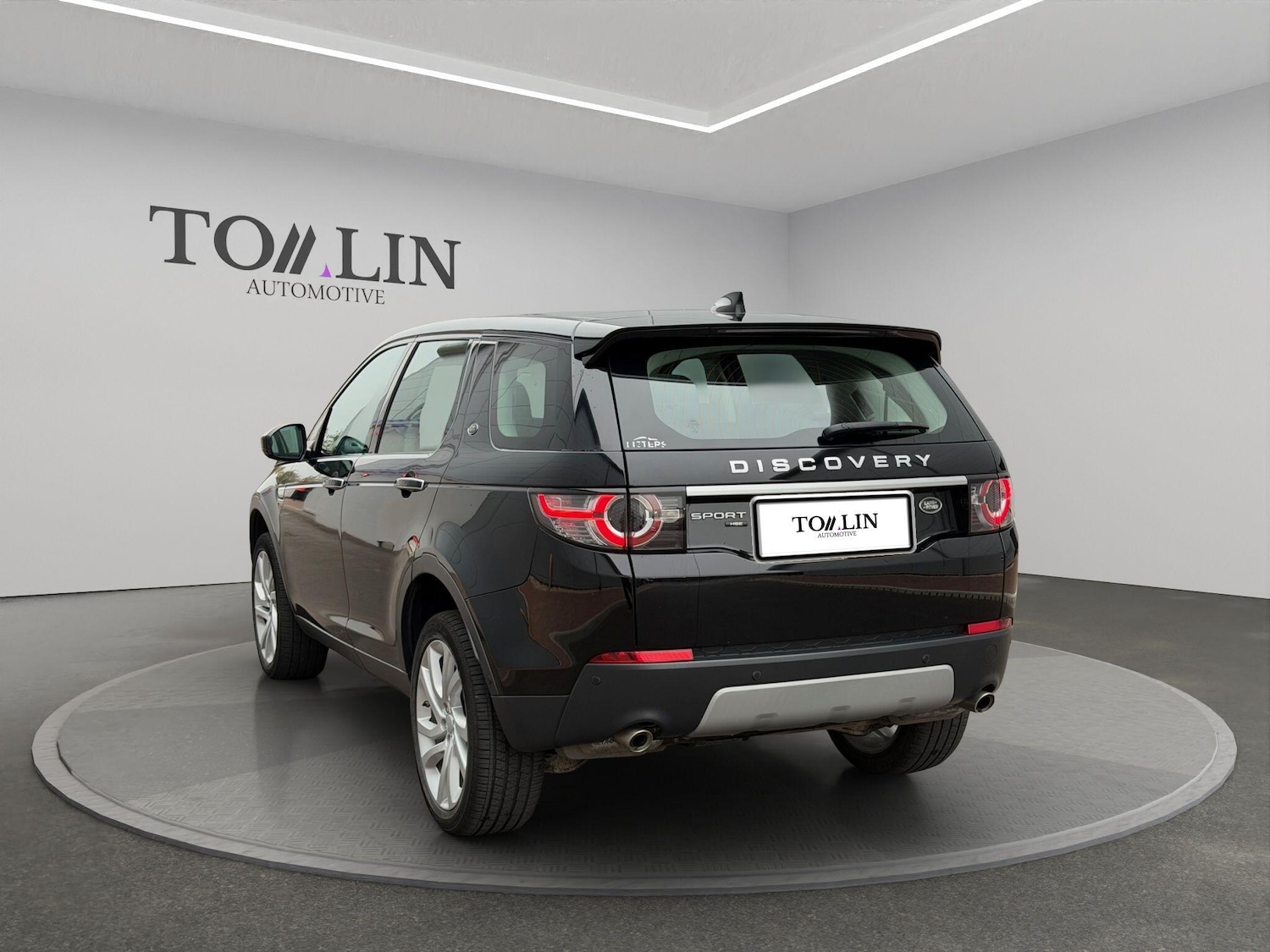 Used Land Rover Discovery Sport 2019 for sale - 76737990: Photo 7