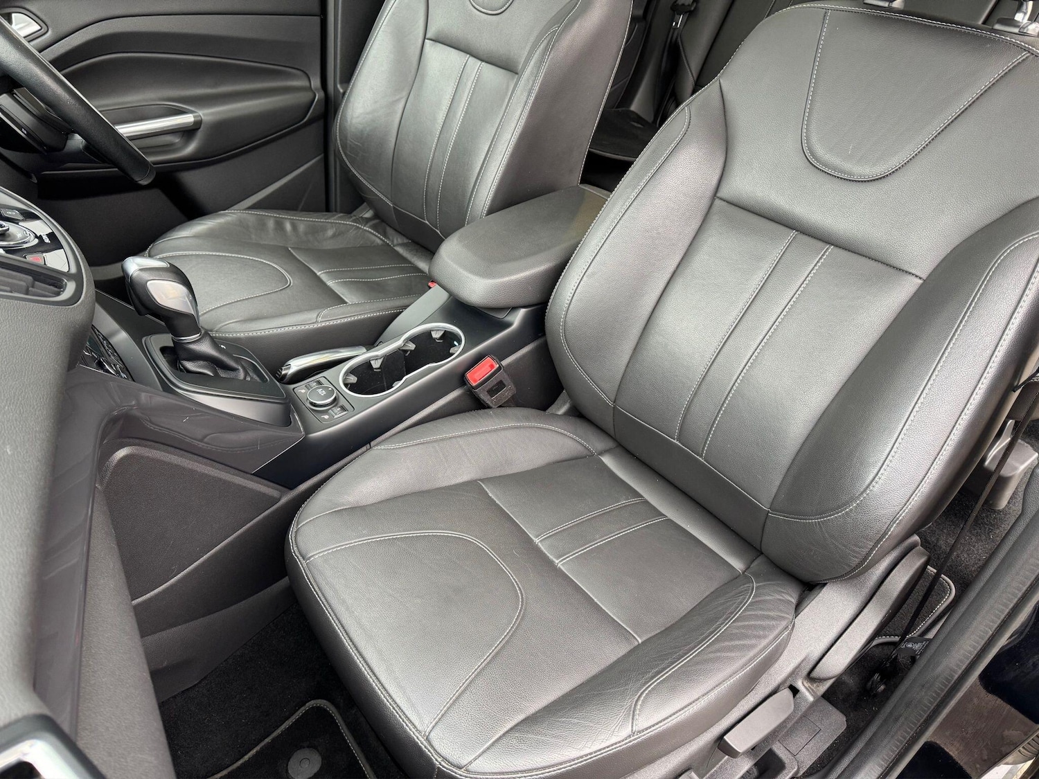 Used Ford Kuga 2016 for sale - 76743343: Photo 14