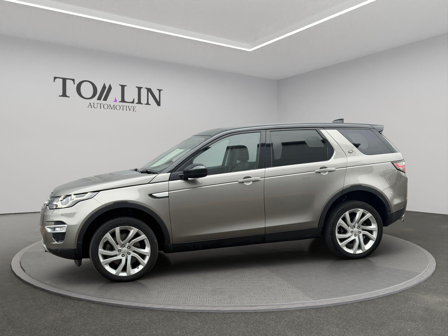 Used Land Rover Discovery Sport 2018 for sale - 77523778: Photo 26