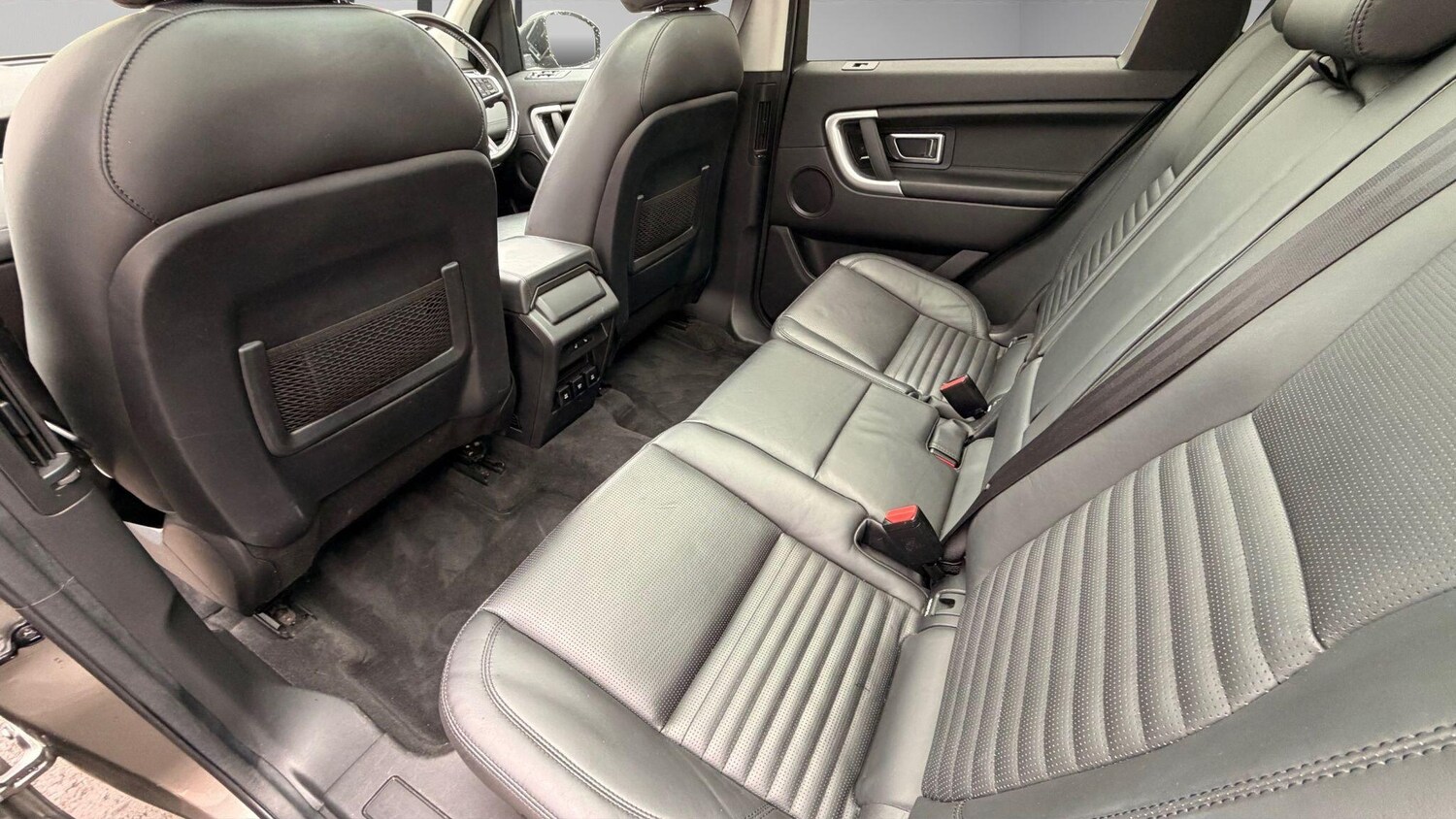 Used Land Rover Discovery Sport 2018 for sale - 77523778: Photo 32