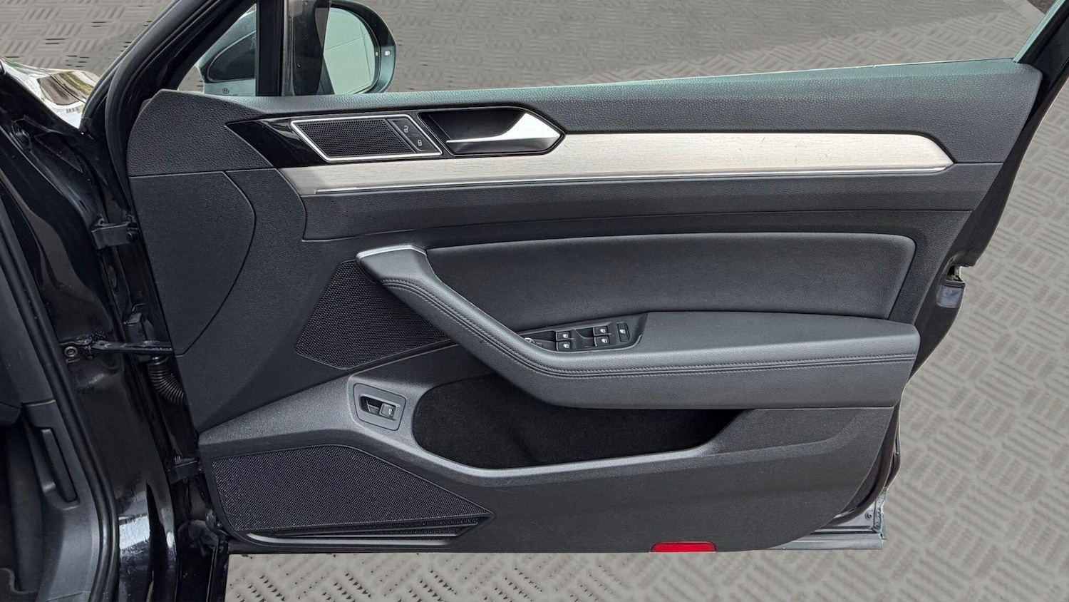 Used Volkswagen Passat 2016 for sale - 76737995: Photo 15