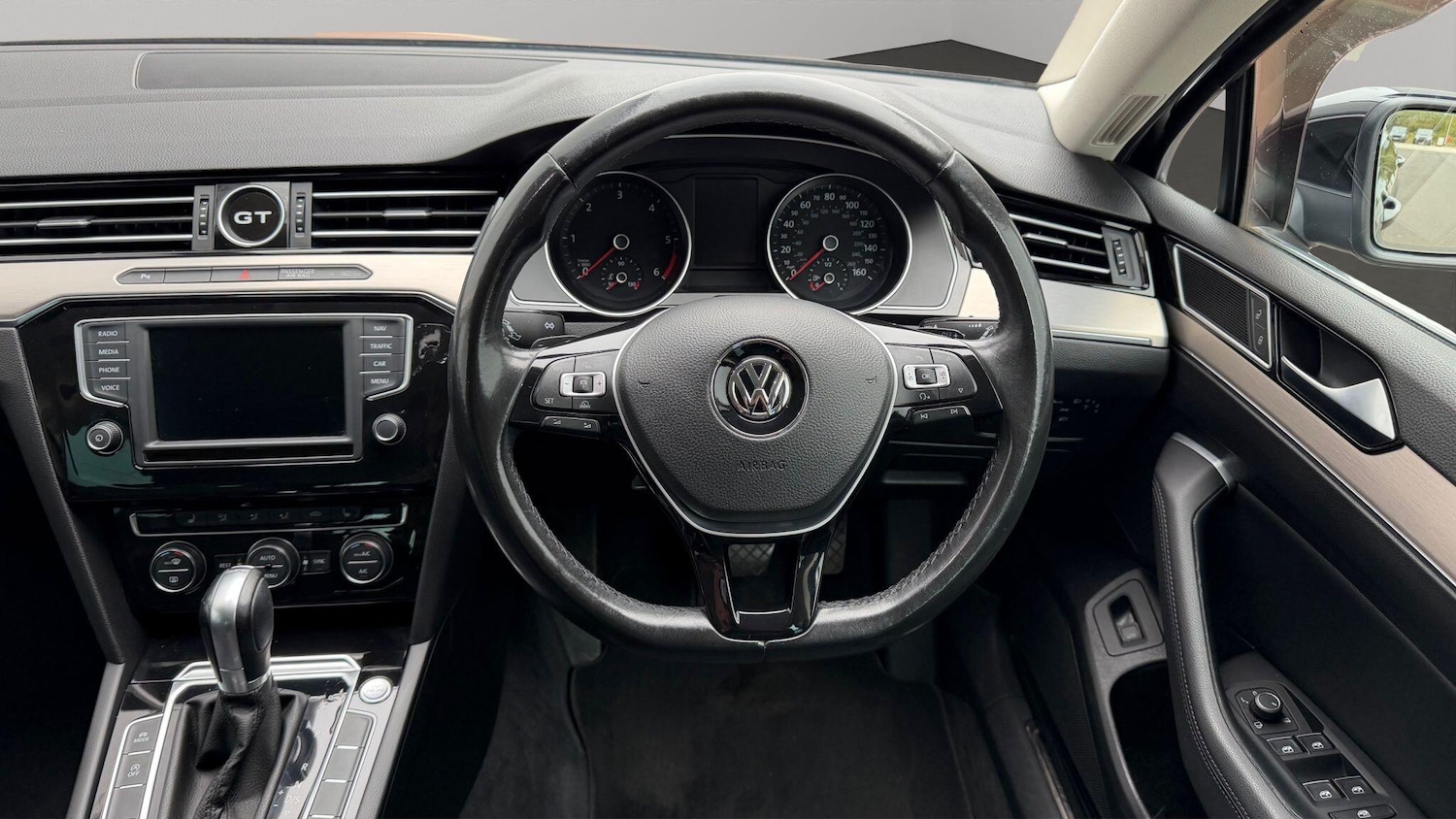 Used Volkswagen Passat 2016 for sale - 76737995: Photo 16