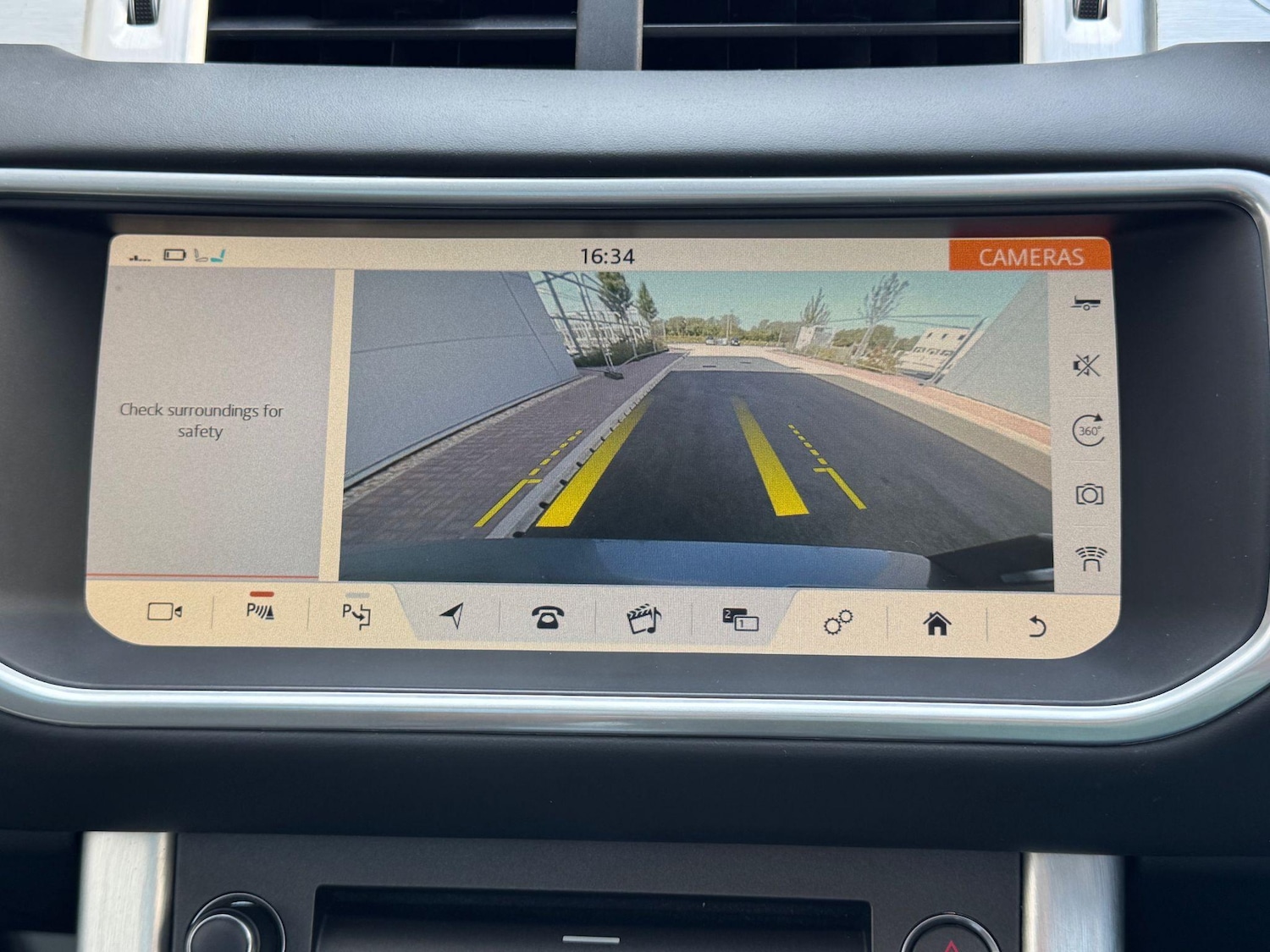 Used Land Rover Range Rover Evoque 2018 for sale - 76899353: Photo 35