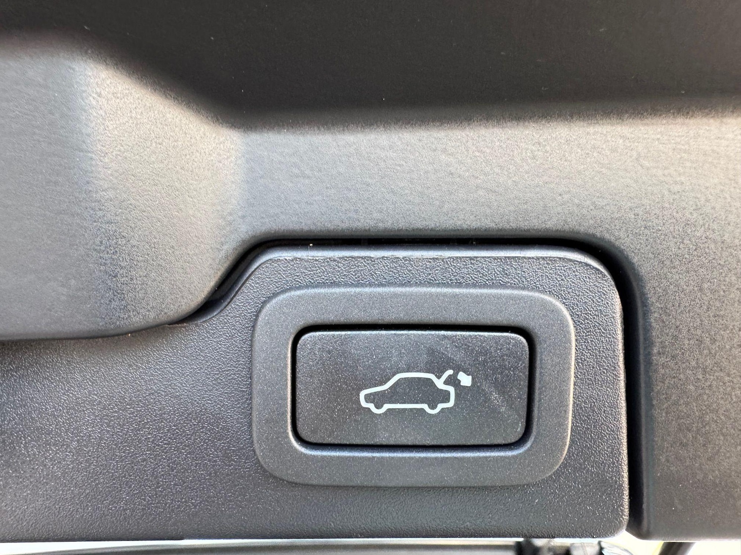 Used Land Rover Range Rover Evoque 2018 for sale - 76899353: Photo 38