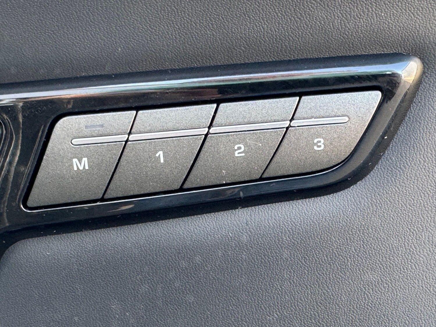 Used Land Rover Range Rover Evoque 2018 for sale - 76899353: Photo 46