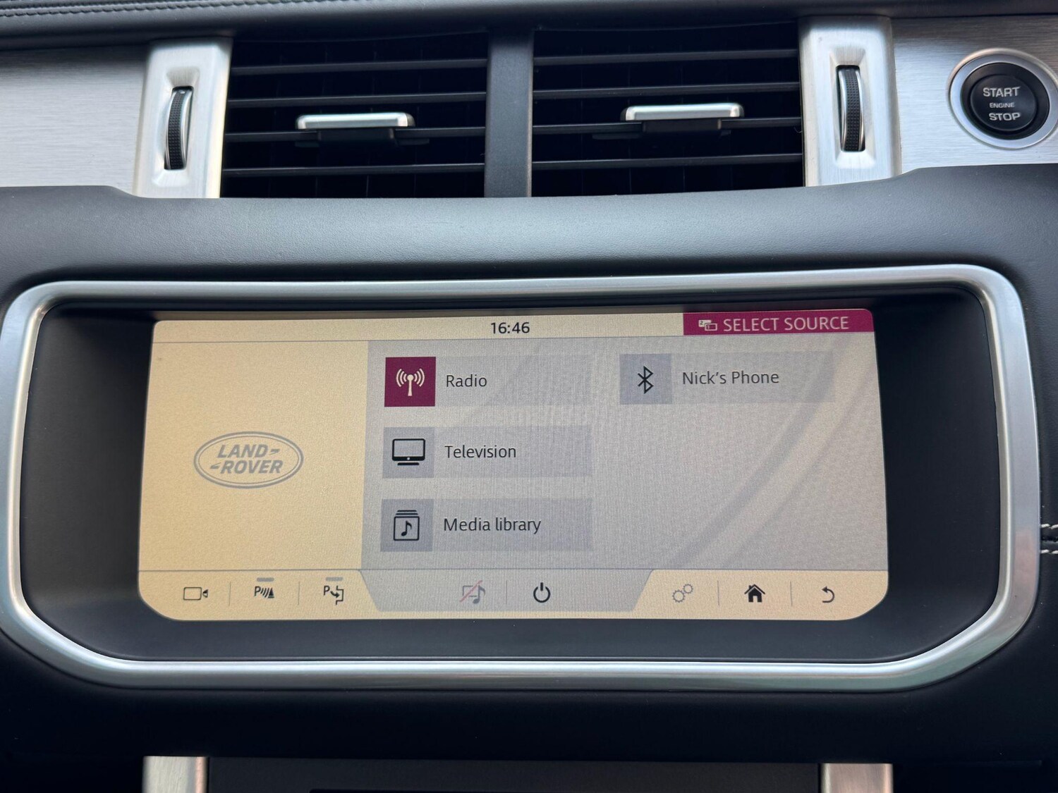 Used Land Rover Range Rover Evoque 2018 for sale - 76899353: Photo 47