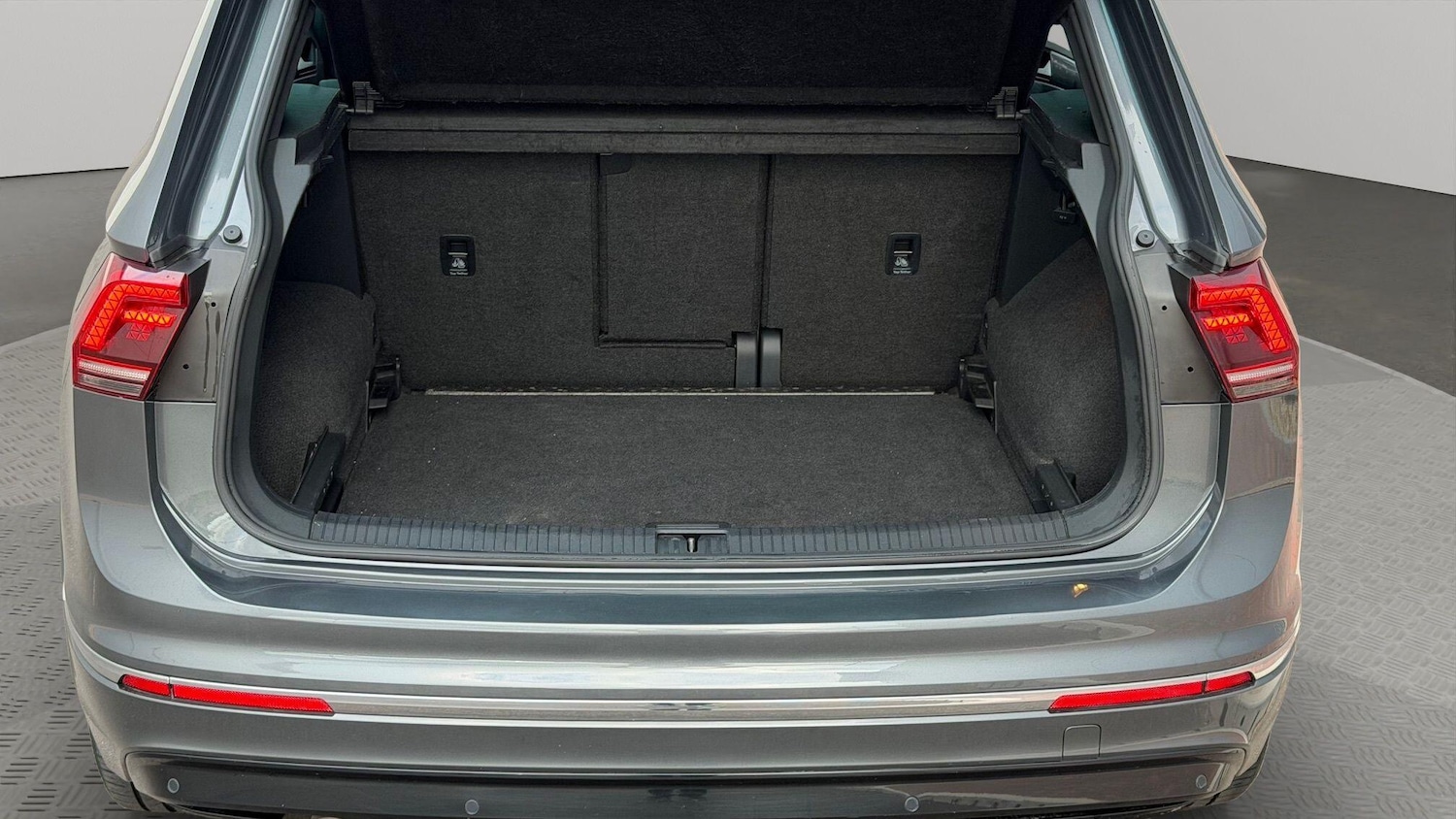 Used Volkswagen Tiguan 2017 for sale - 76737993: Photo 27